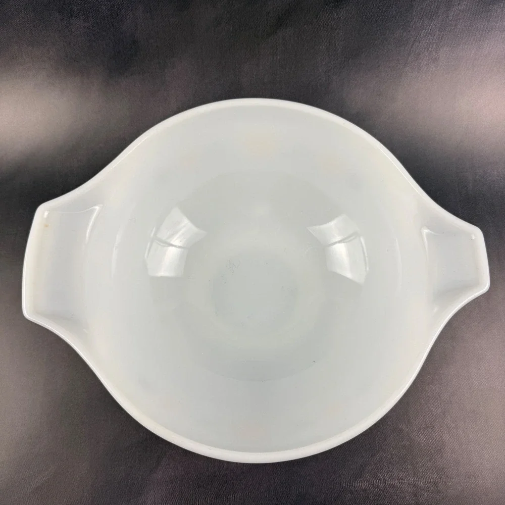 Pyrex‎ Town & Country 444 Cinderella Mixing Bowl White Gold Brown 4 Qt